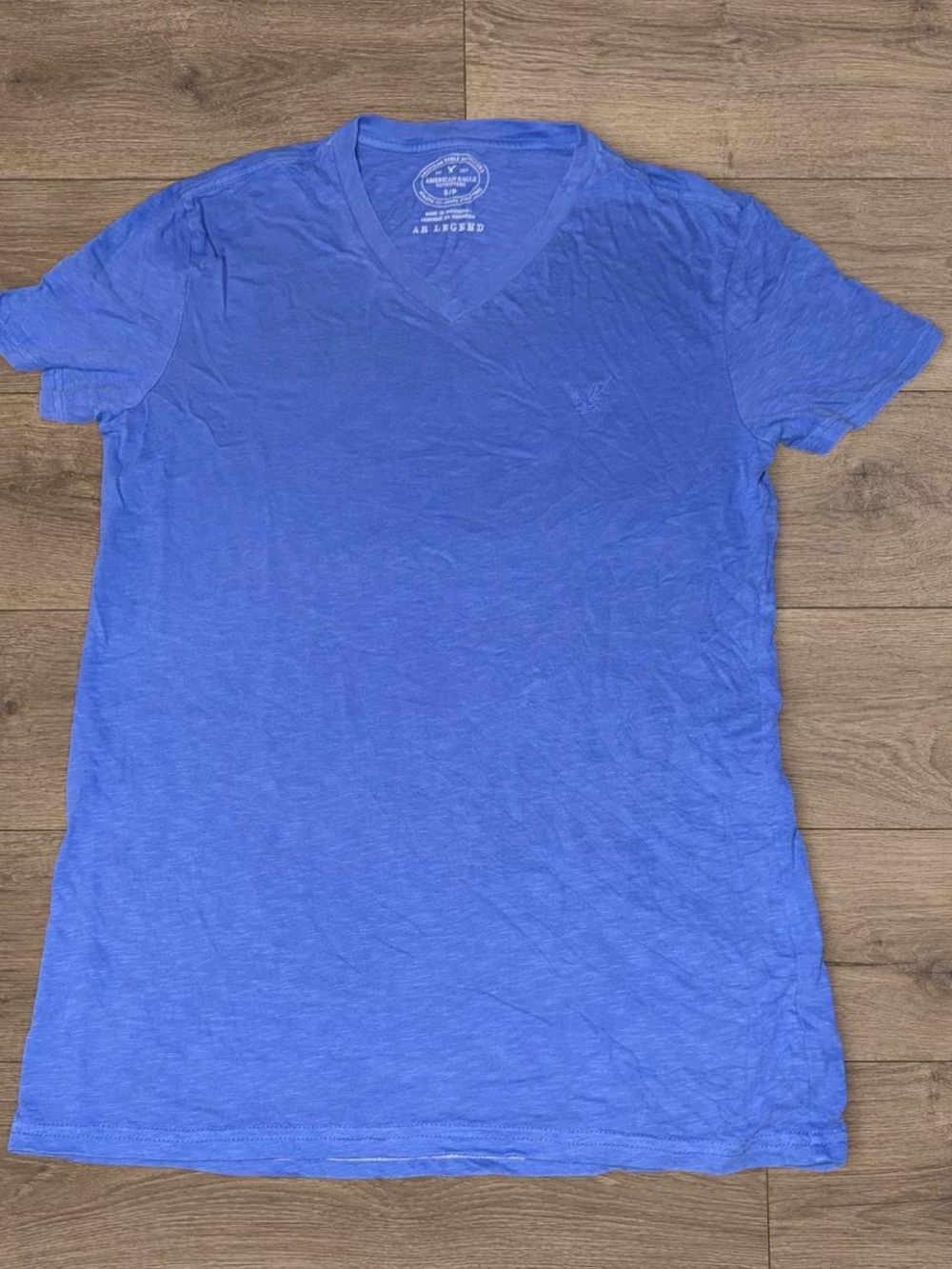 American Eagle Outfitters Men's Royal Blue V-Neck Tee